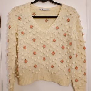 Beautiful texture floral knot Zara sweater